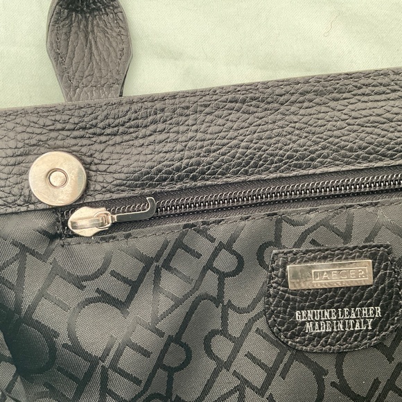 Jaeger Black Italian Leather Handbag - Picture 9 of 9
